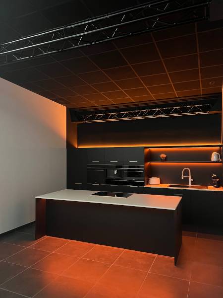 Studio de tournage avec un plateau culinaire de 70 m² à louer à deux pas de Paris